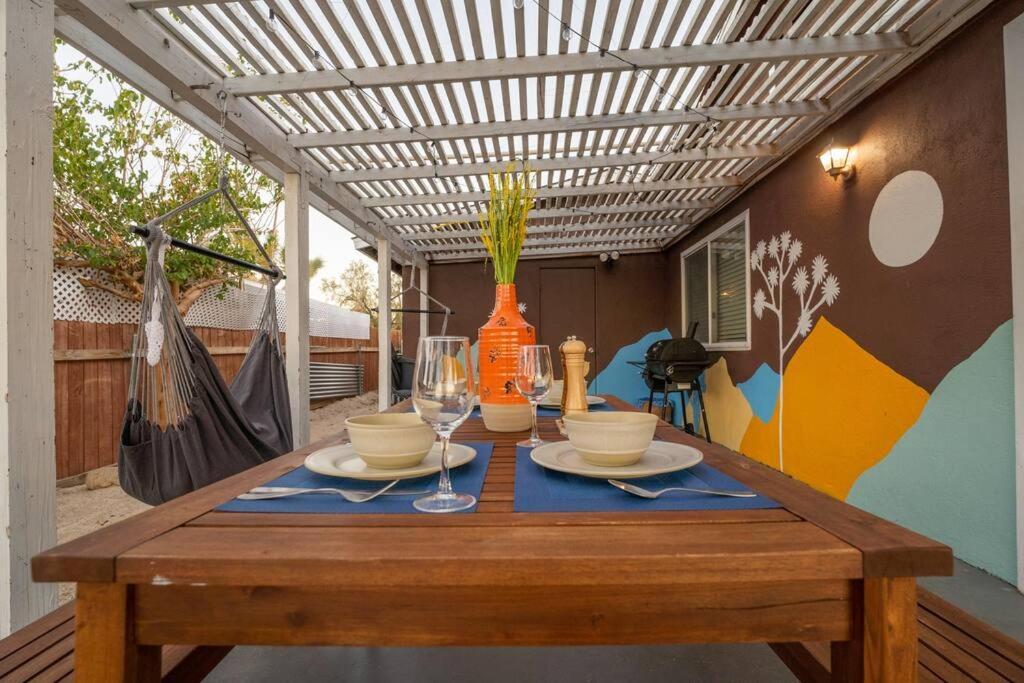 Vila Palm Vista Retreat *Hot Tub/Cowboy Pool/Hammocks* Joshua Tree Exteriér fotografie