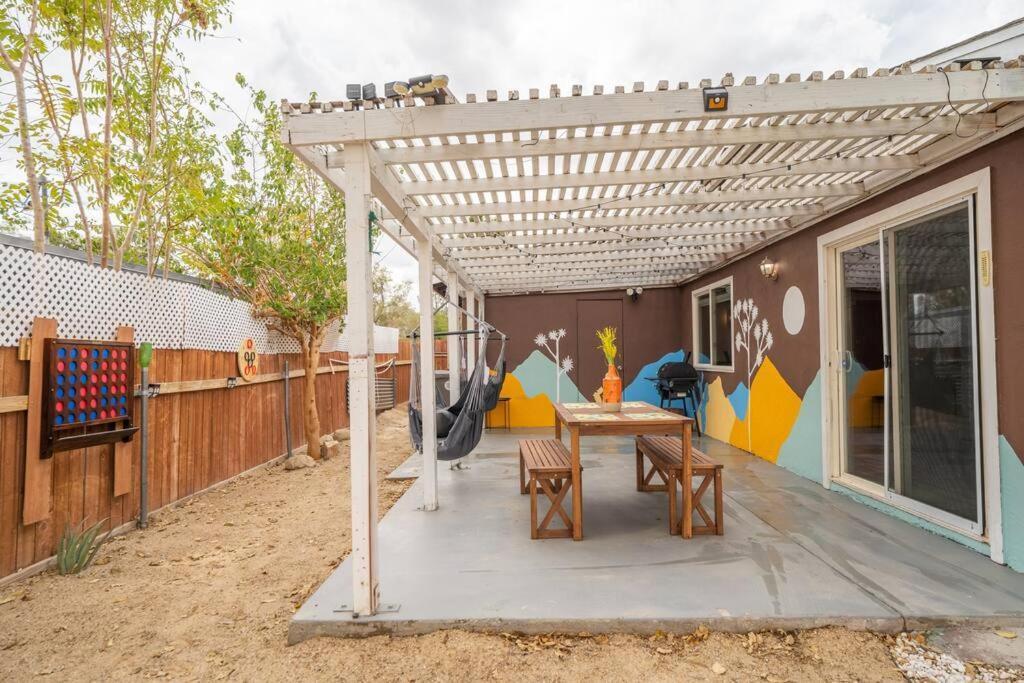 Vila Palm Vista Retreat *Hot Tub/Cowboy Pool/Hammocks* Joshua Tree Exteriér fotografie