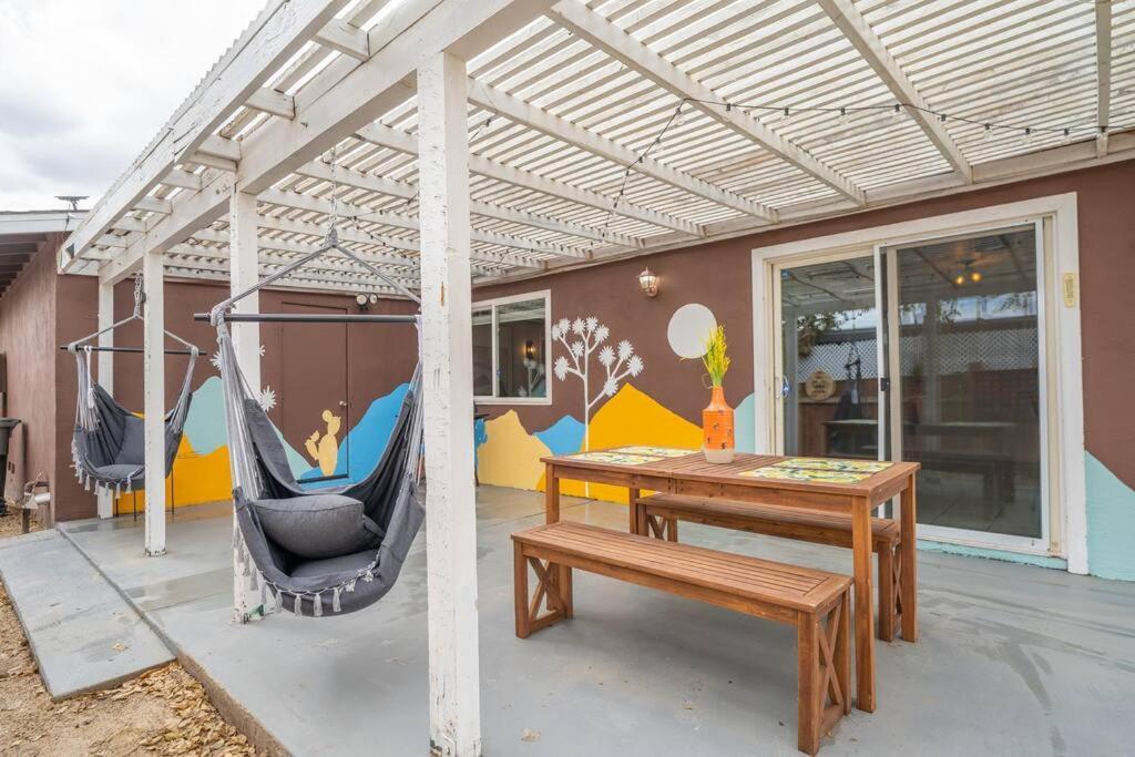 Vila Palm Vista Retreat *Hot Tub/Cowboy Pool/Hammocks* Joshua Tree Exteriér fotografie